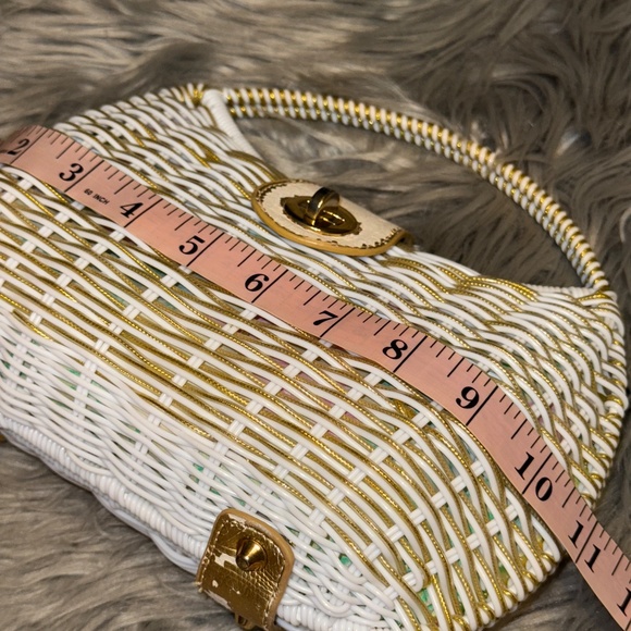 RARE Lilly Pulitzer Wicker Clam Style Handbag Purse White Gold - Picture 11 of 16